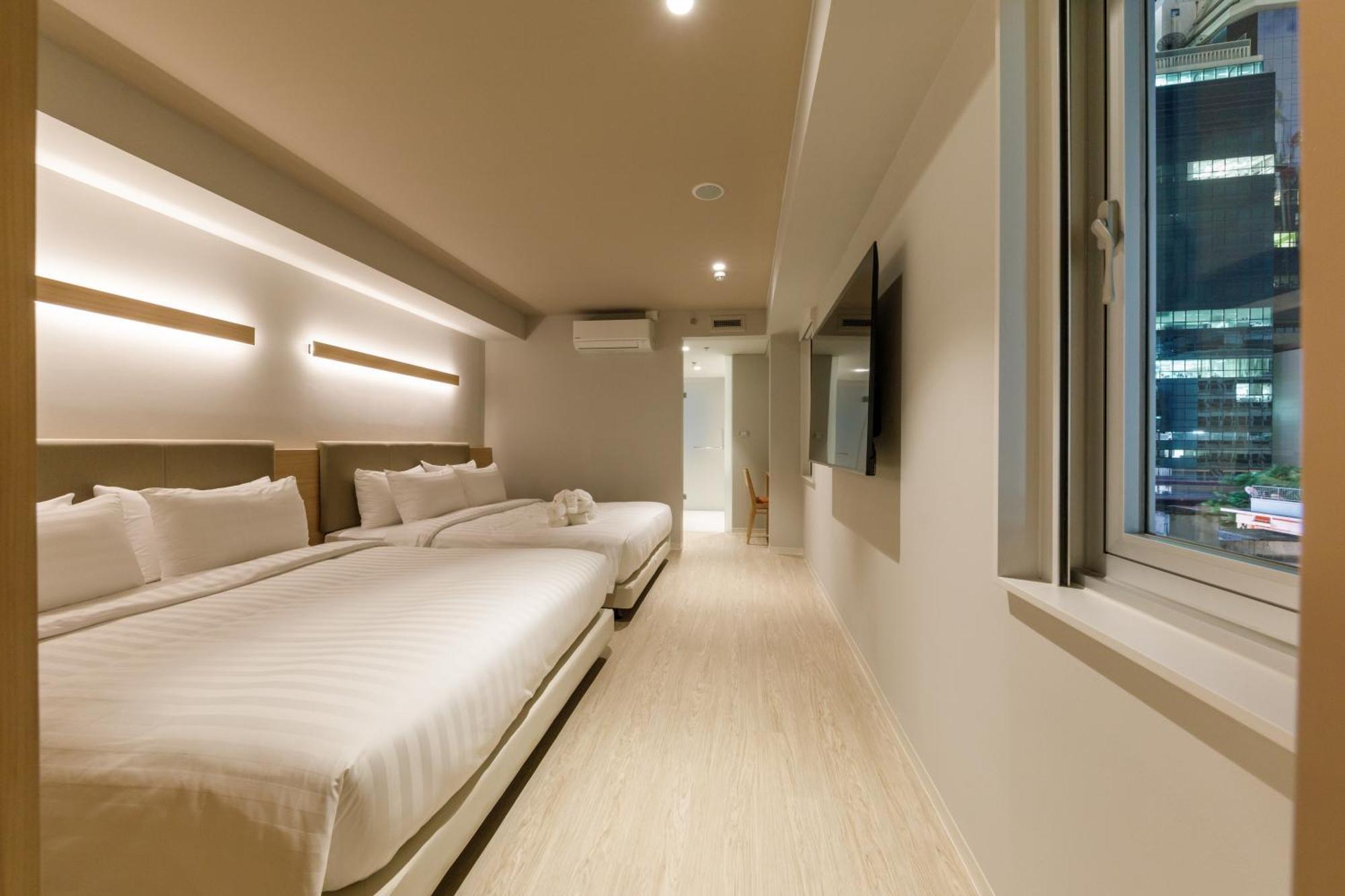 Nishitetsu Hotel Croom Bangkok Silom Bagian luar foto